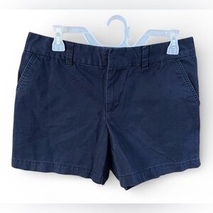 Tommy Hilfiger Women’s Navy Blue Mid Rise Flat Front Chino Shorts! Size 8.